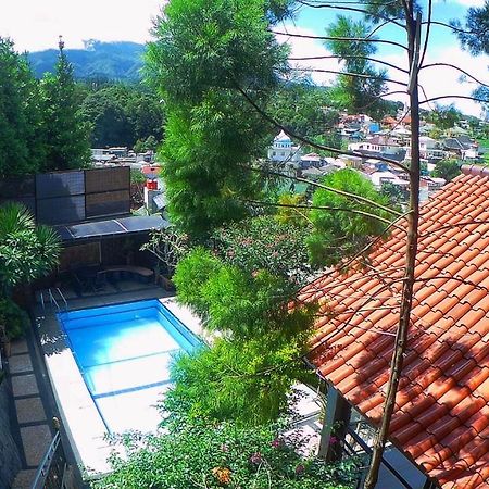 Villa Dira Bogor Eksteriør billede